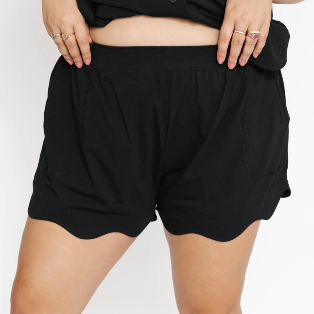 Smash and Tess MacKenzie shorts